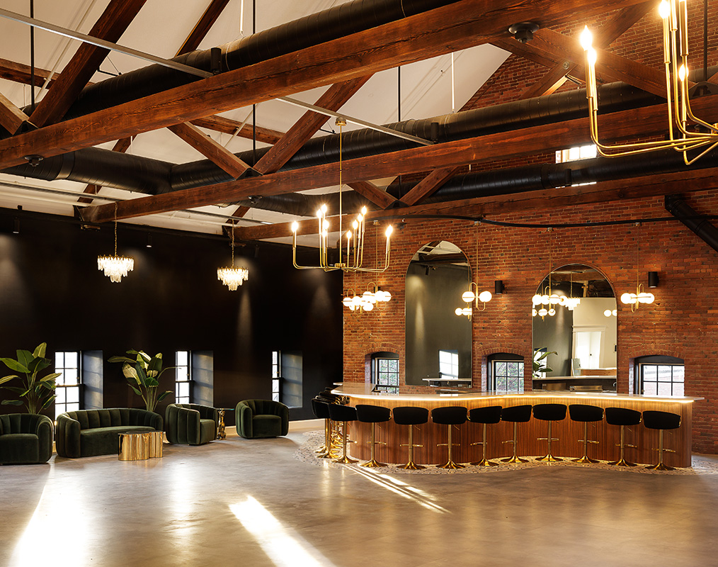 The Hawthorn bar area