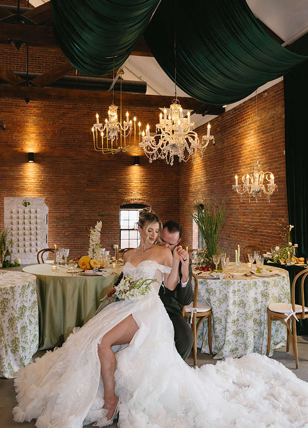 Wedding couple at The Hawthorn NH