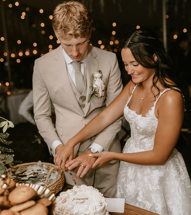 The Hawhtorn Wedding Cakes