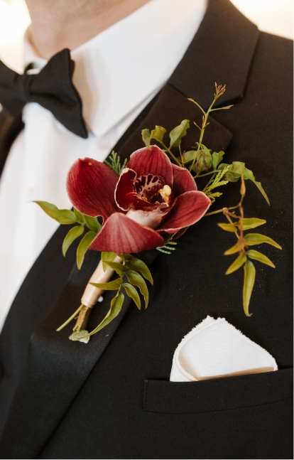 Groom's floral detail zoomed in shot
