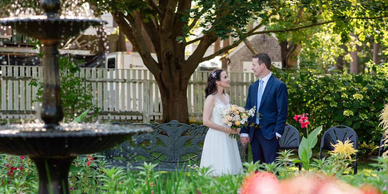 Couple in Prescott Park - Portsmouth NH