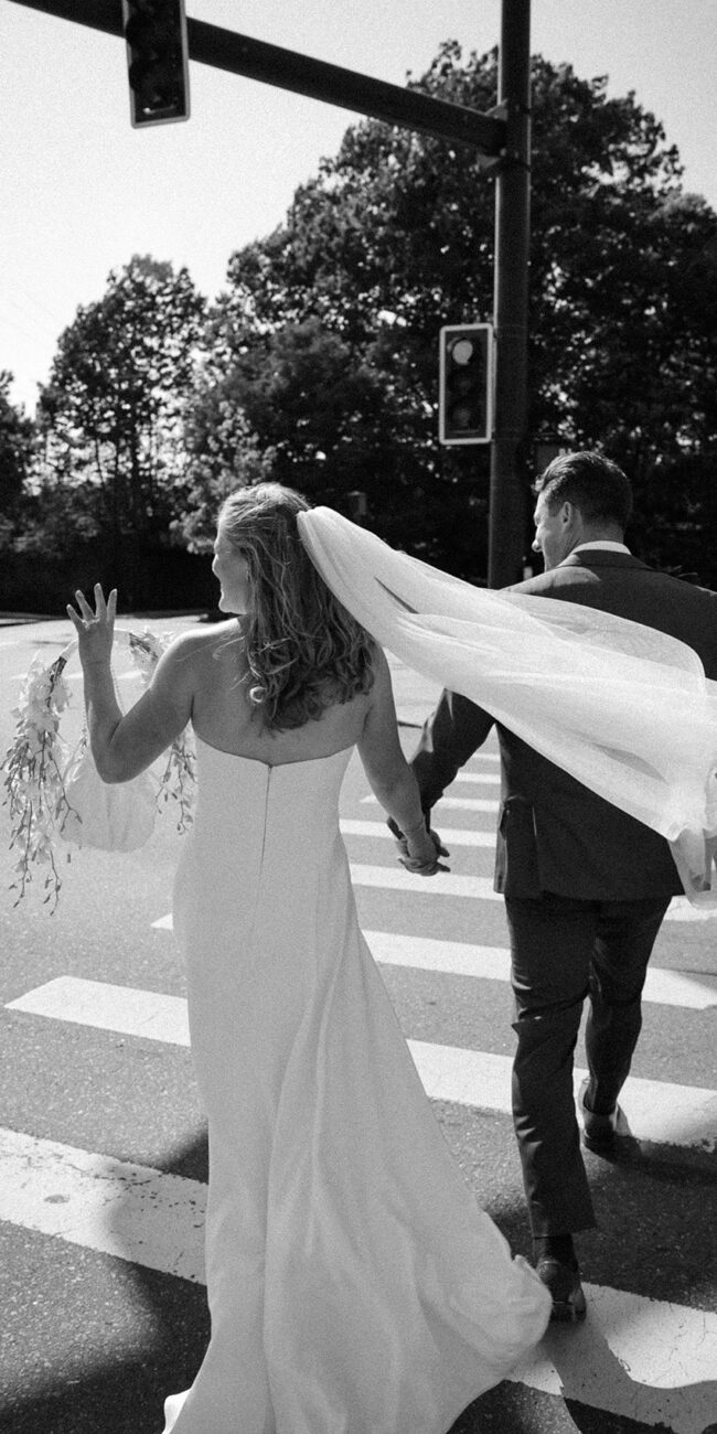 Couple in Prescott Park - Portsmouth NH