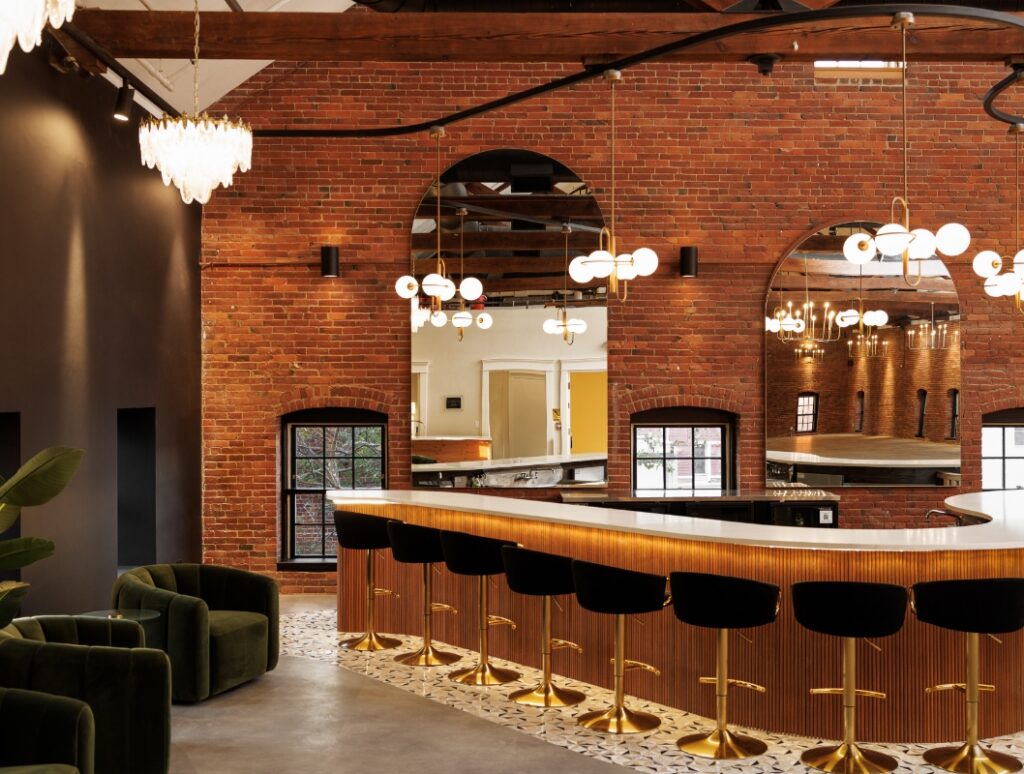 The Hawthorn bar